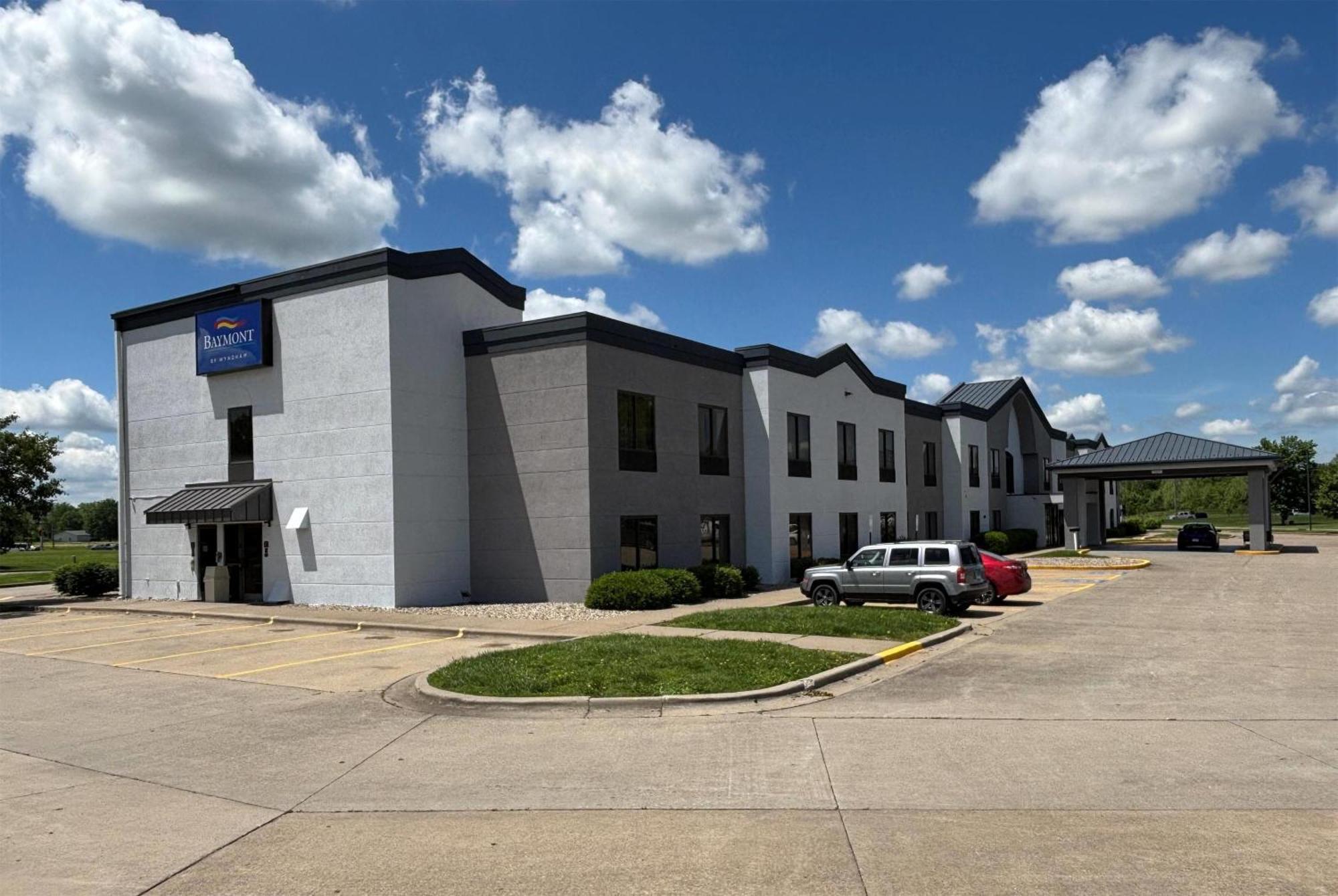 Hotel Baymont By Wyndham Marion Exteriér fotografie